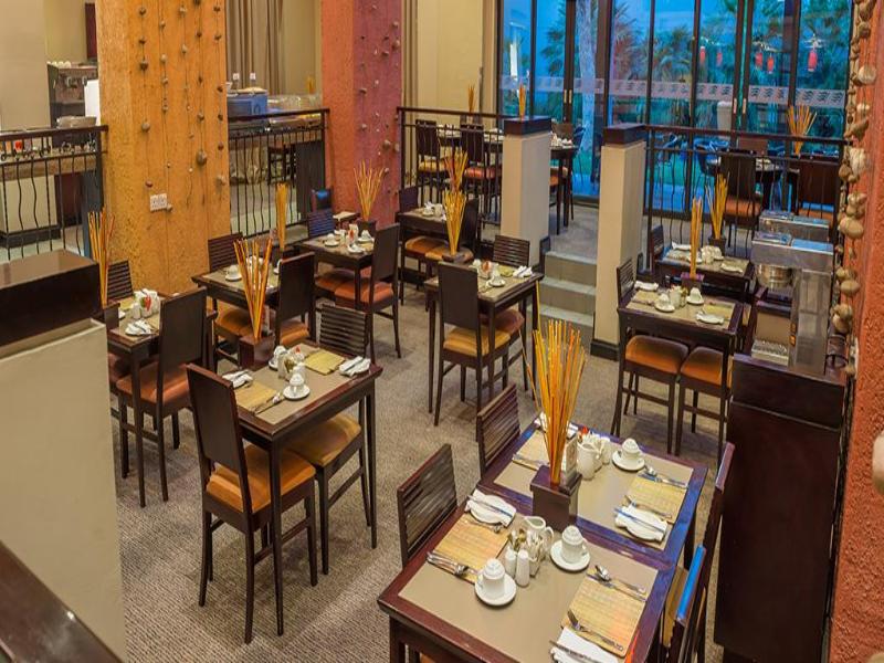 Peermont Metcourt Inn At The Grand Palm, Габороне Екстериор снимка